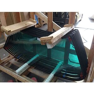 TOYOYA STARLET CLEAR HEATED WINDSCREEN
